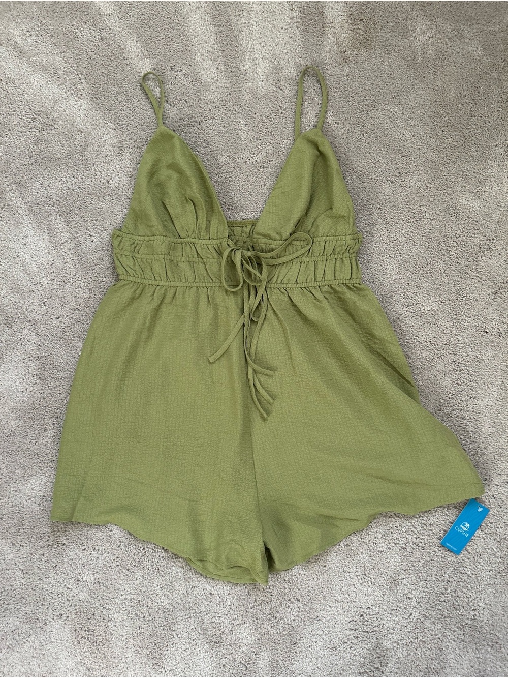 Cupshe Olive Green Tie-Front Spaghetti Strap Romper